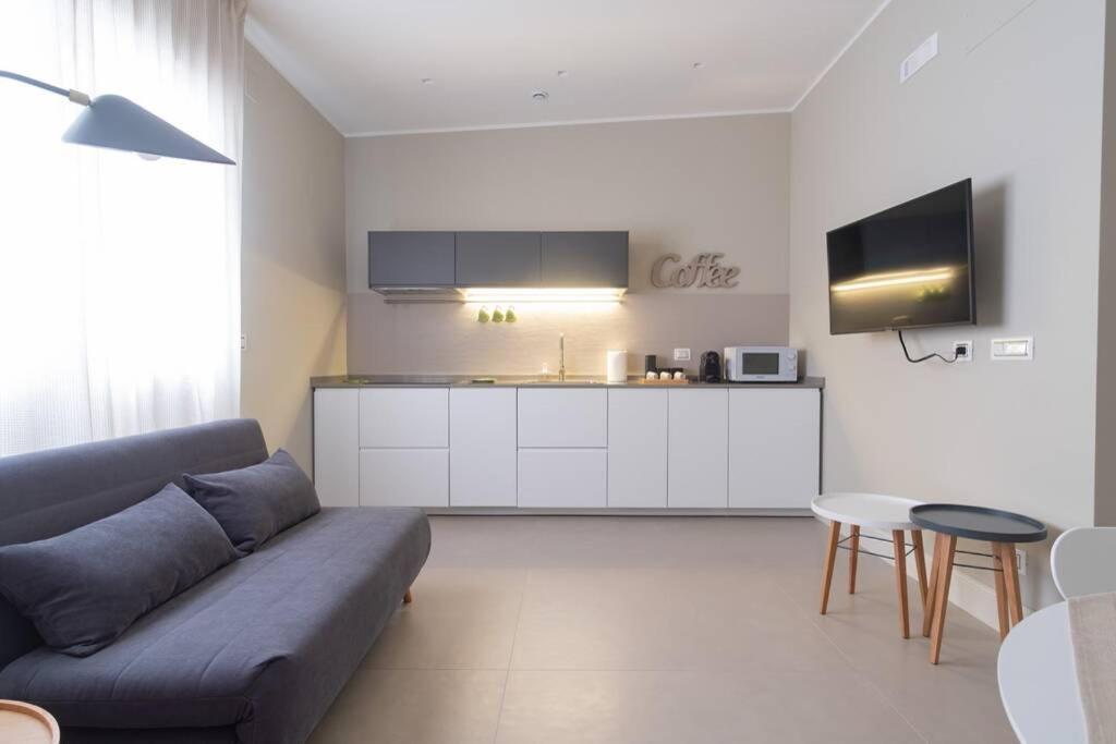 Apartment Rent Casa Almika De Miccolis Bari Eksteriør bilde