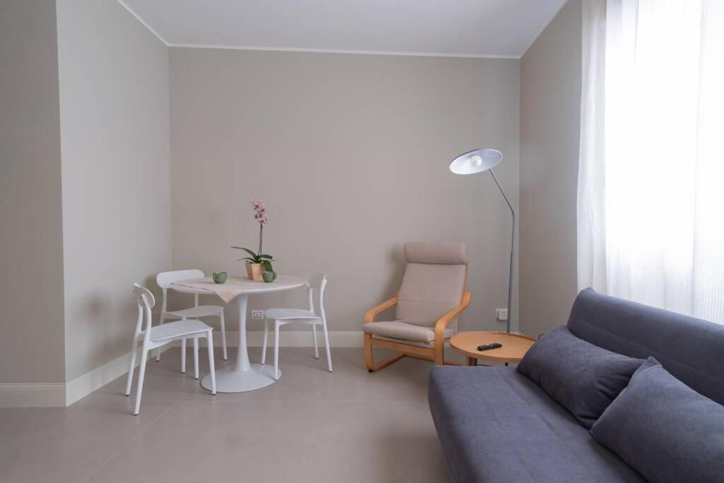 Apartment Rent Casa Almika De Miccolis Bari Eksteriør bilde